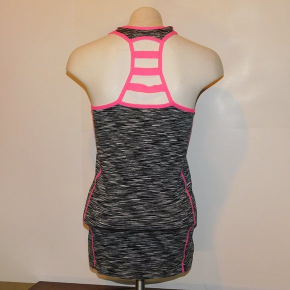 Feathers Maternity Workout Yoga Racer Back Top - Picture 3 of 6